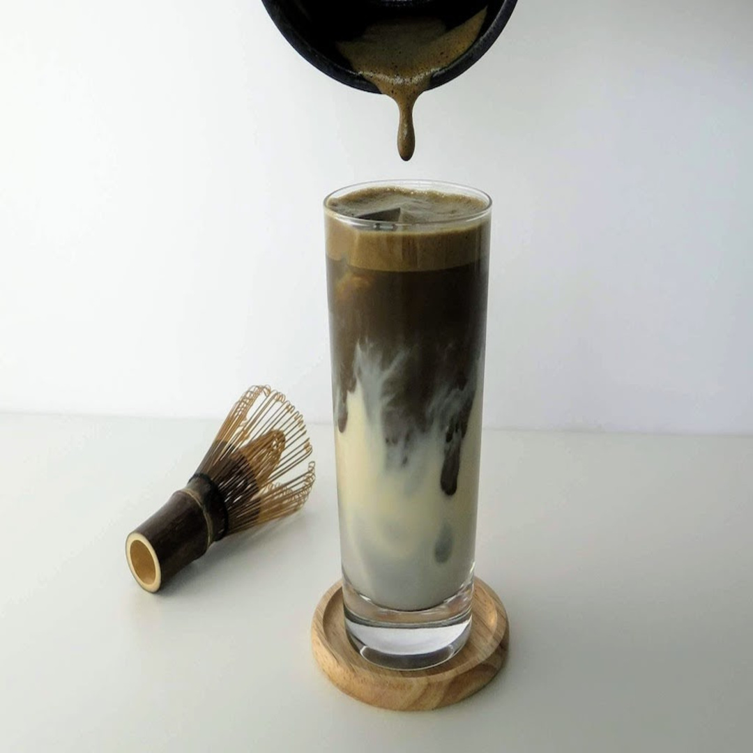 Vanília cloud hojicha latte